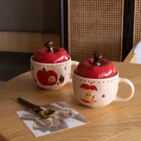 Big Apple Mug With Lid And Spoon - Thumbnail 5