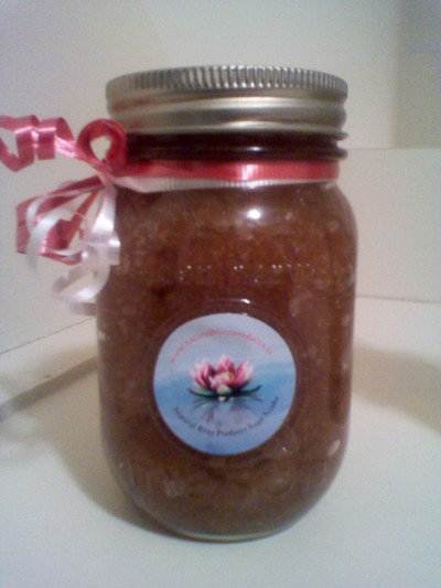 Rasp~berri suga body scrub 8oz