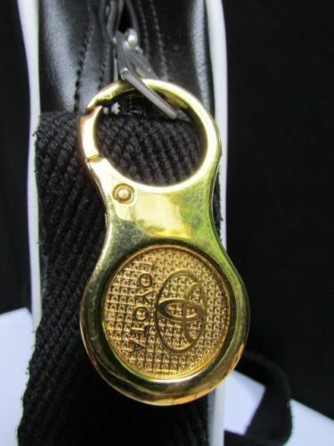 COLLECTORS METAL KEY CHAIN GOLD TOYOTA ABOUT LIMITED EDITION MIDDLE EAST STYLE