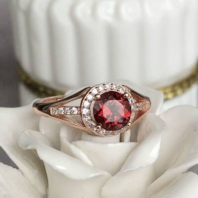 Light weighted red garnet ring 6mm round garnet 925 sterling silver ring elegant ring plated in pink for women gift for girlfriend us size 6