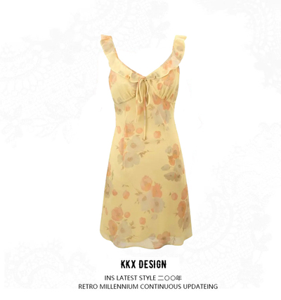 V-neck ruffled hem dress with chest ties