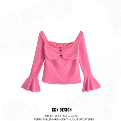 Tulle bow-decorated trumpet sleeve top