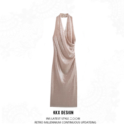 Elegant and fashionable sequined pleated dress