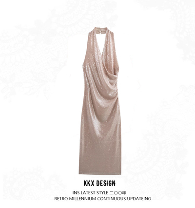 Elegant and fashionable sequined pleated dress