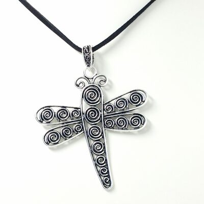 Chunky dragonfly swirl necklace