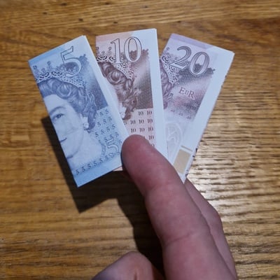 £5 - £10 - £20 predicted 