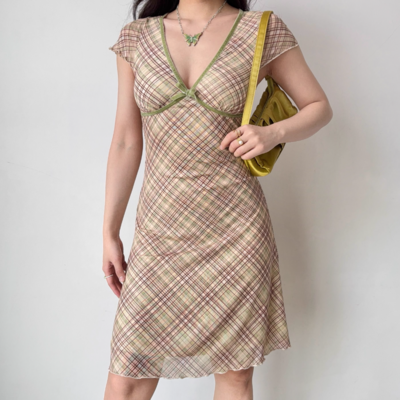 Sexy deep v-neck short-sleeved plaid dress mid-length a-line skirt
