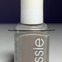 Essie - Social-Lights - Thumbnail 3