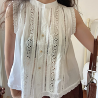 Vertical Lace Romantic Sleeveless Top - Thumbnail 4