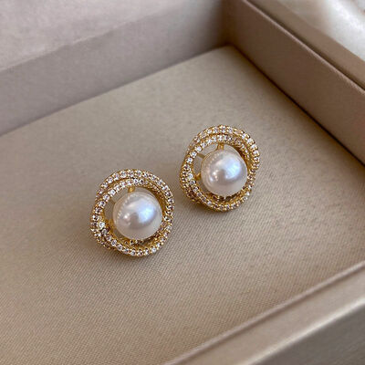 Fashion Shiny Imitation Pearl Stud Earrings for Women Girls