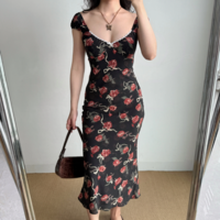 Vintage Rose Print Low Cut Fitted Dress Holiday Maxi Dress - Thumbnail 3