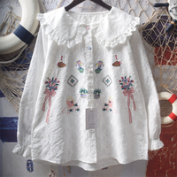 Sweet and lovely ruffled doll collar graffiti embroidery blouses - Thumbnail 2