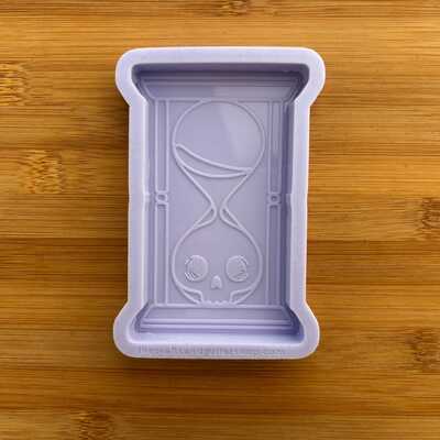 Skull hourglass silicone mold