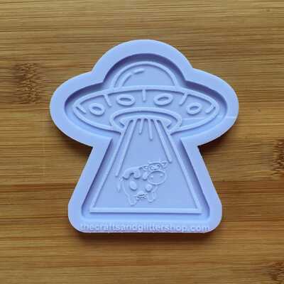 Ufo abducting cow silicone mold - Thumbnail 4