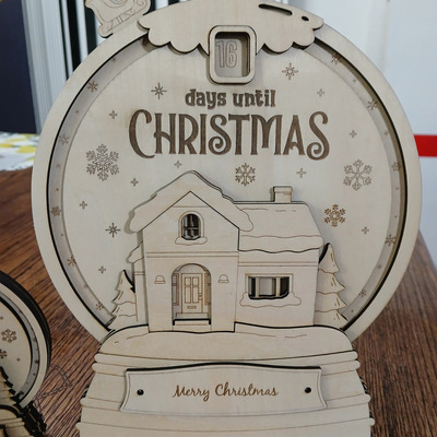#176 table top snow globe