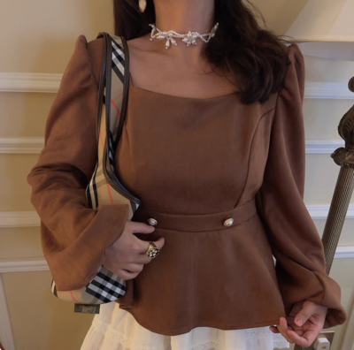 Long-sleeved square-neck lantern-sleeve top