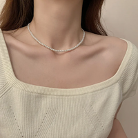 Classic Elegant White Pearl Chokers Necklace For Women Men - Thumbnail 4