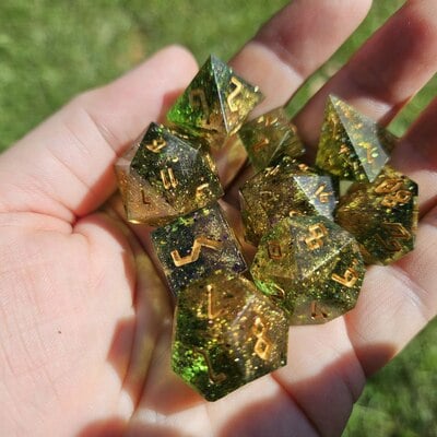 Witch fire hard-edged dice set - Thumbnail 3
