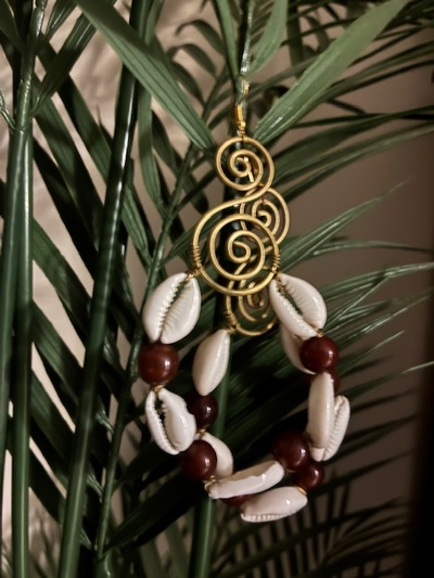 Cowrie swirl earrings