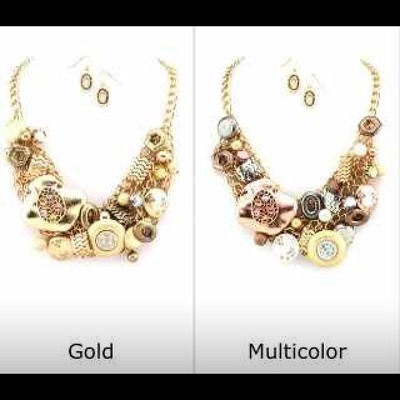Chunky necklace with earrings