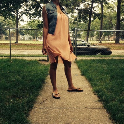 Coral irregular summer dress with open back - Thumbnail 1