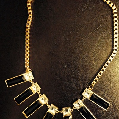 Black gold faux gemstone gold chain linked necklace
