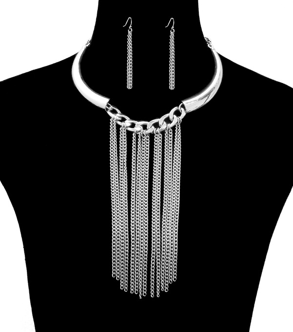 Silver Tassle Necklace Set
