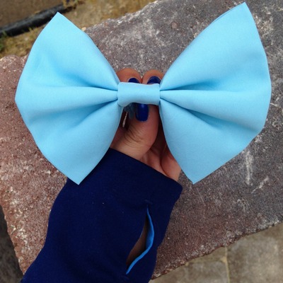 Baby blue bow