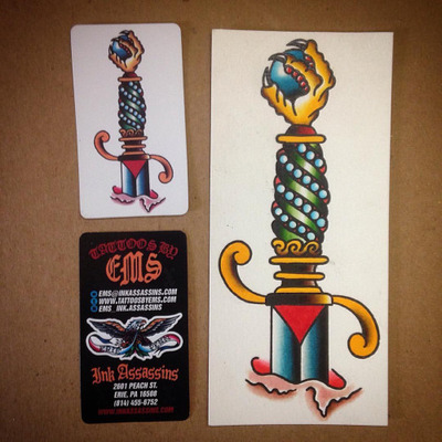 Dagger eagle claw painting og