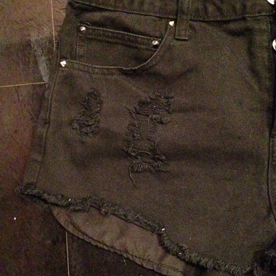 High-waisted shorts 