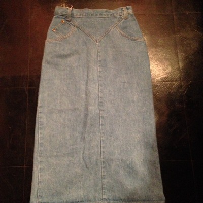 High-waisted denim skirt 